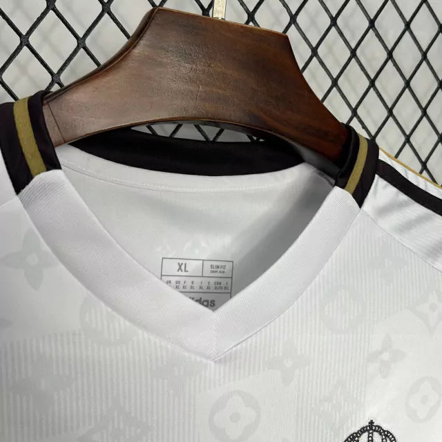 Camisa Real Madrid Louis Vuitton 24/25 - Versão Torcedor